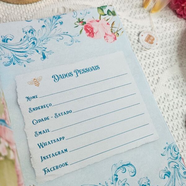 agenda_vintage_bridgerton_abelha_2025_floral_frases_versiculos